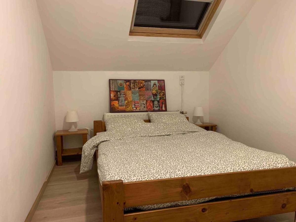 Apartamento 2Pas2Meuse Waulsort Exterior foto