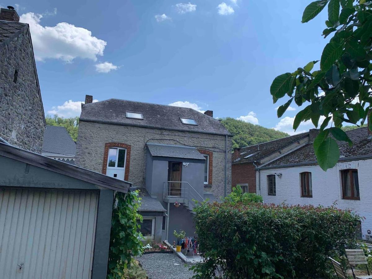 Apartamento 2Pas2Meuse Waulsort Exterior foto