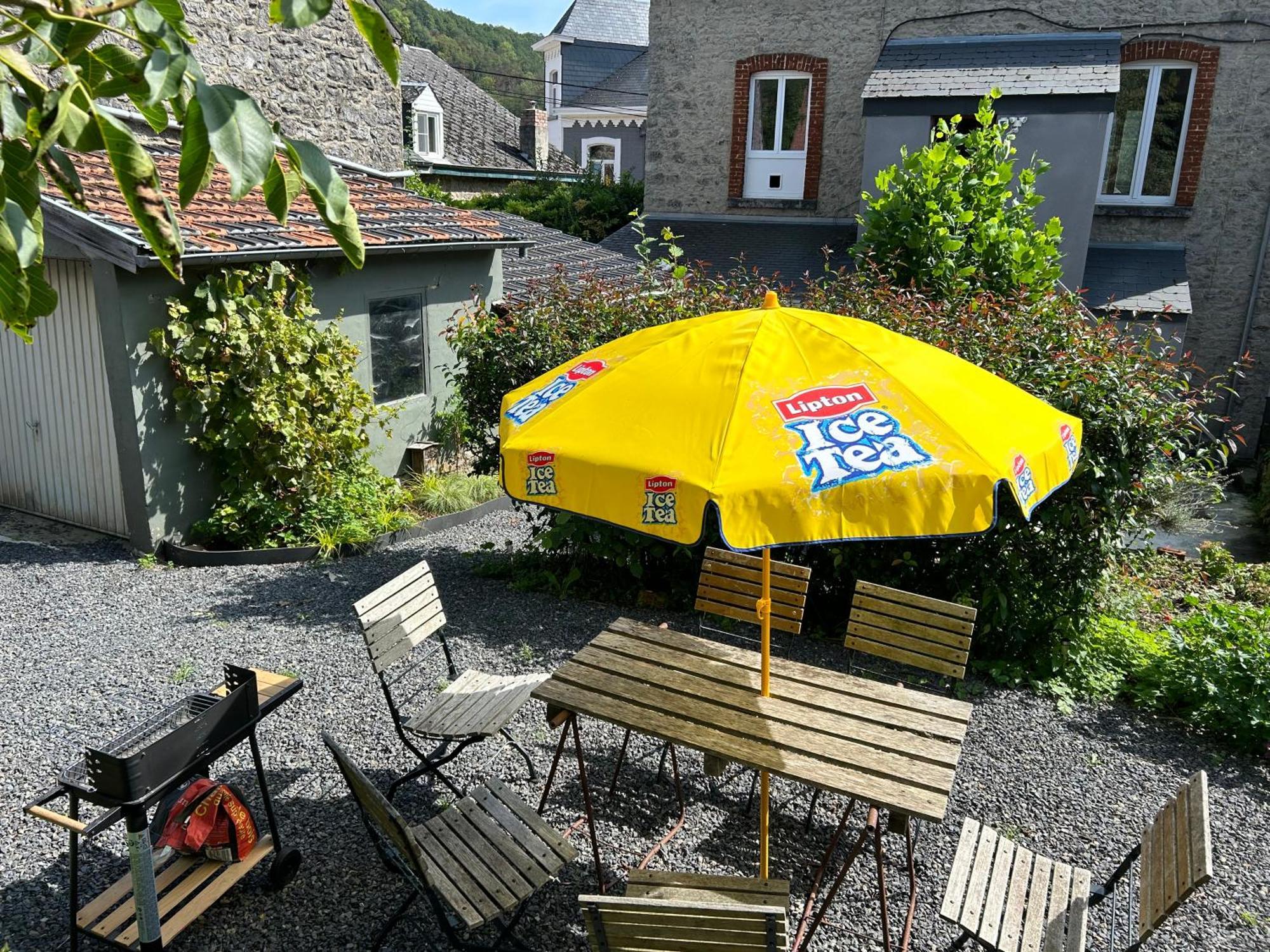 Apartamento 2Pas2Meuse Waulsort Exterior foto