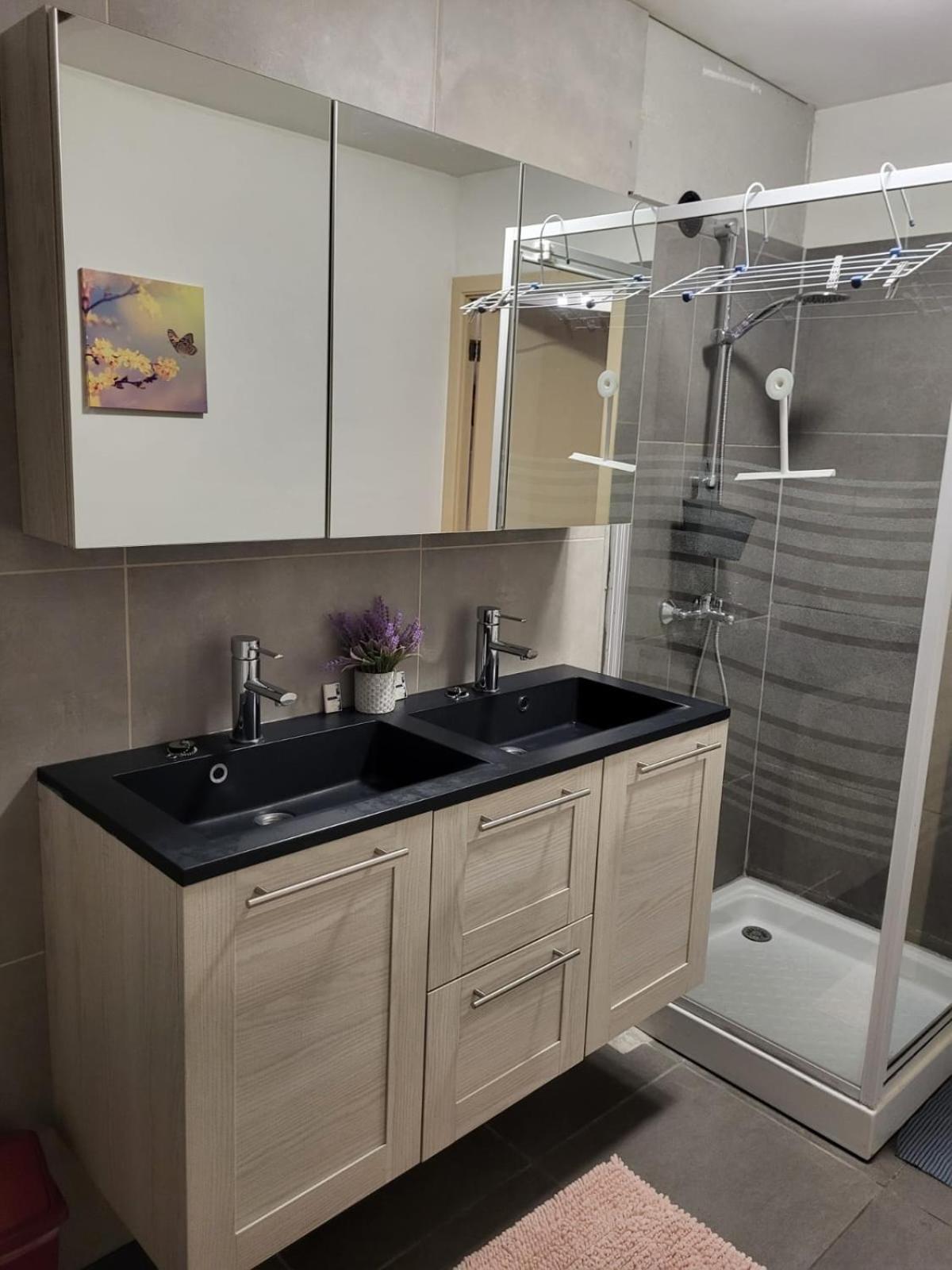 Apartamento 2Pas2Meuse Waulsort Exterior foto
